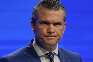 "Notre message restera clair. Il s'agit de la dissuasion et de la paix par la force, mais pas de la dépendance. Il ne peut s'agir et ne s'agira pas de dépendre de l'Amérique dans un monde où les menaces sont nombreuses", a déclaré Pete Hegseth. KEYSTONE/AP/Anupam Nath